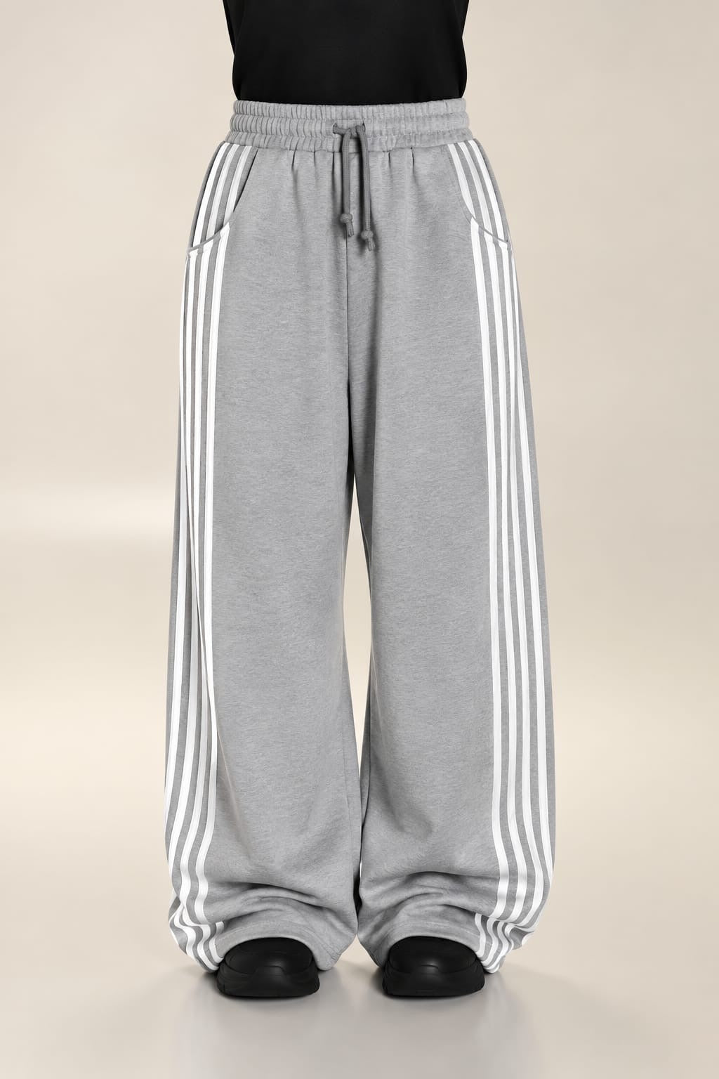 ARMAISE Oversized 6-Stripes Pants