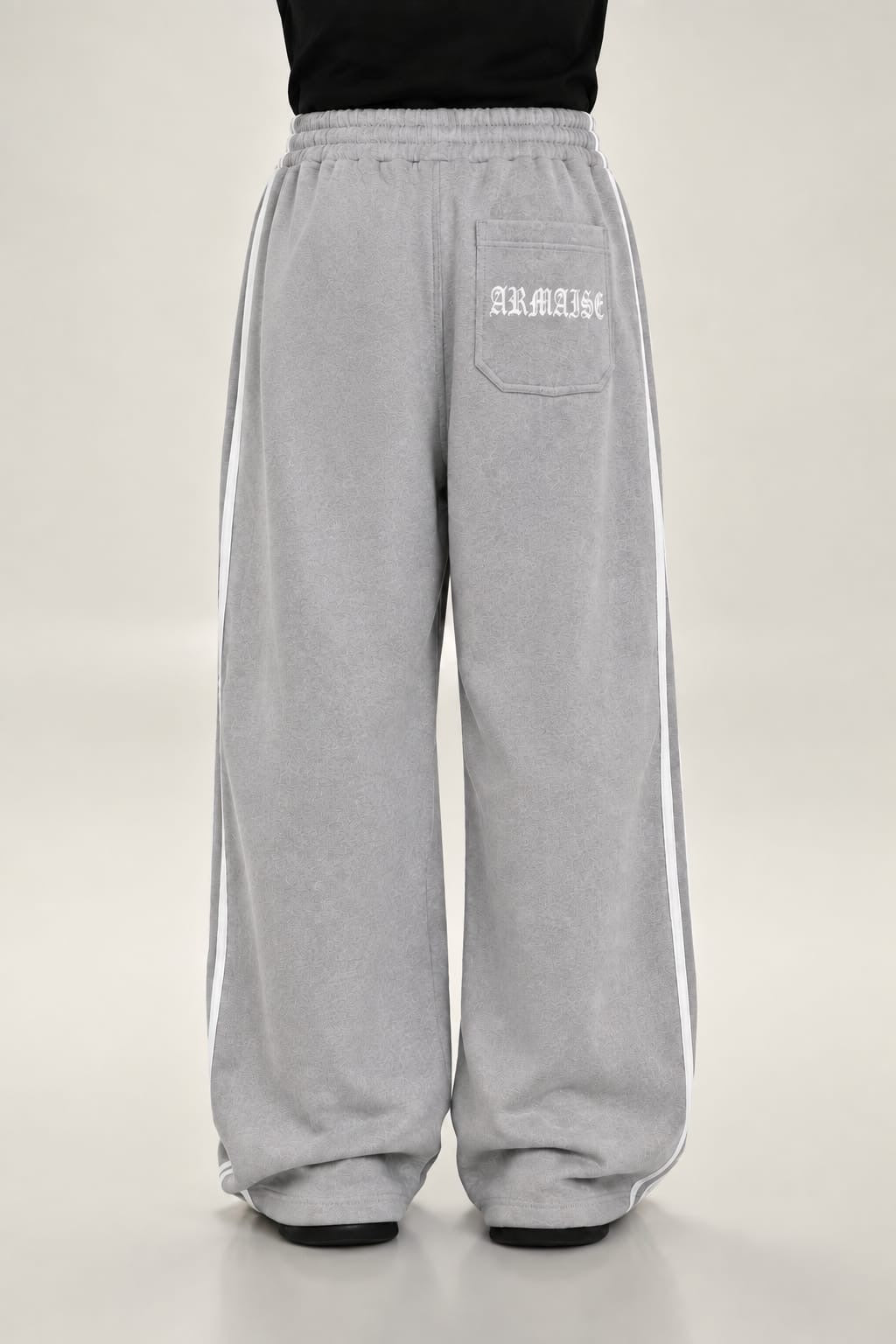 ARMAISE Oversized 6-Stripes Pants